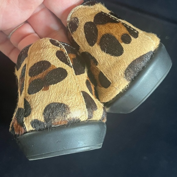 AEROSOLES Leopard Animal Print Loafers - Picture 3 of 9